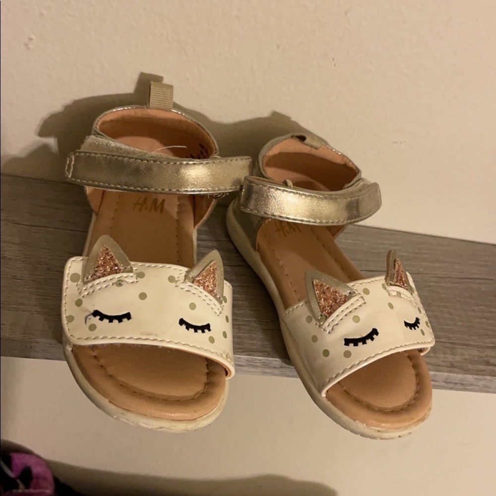 H&M Toddler Cat Sandals